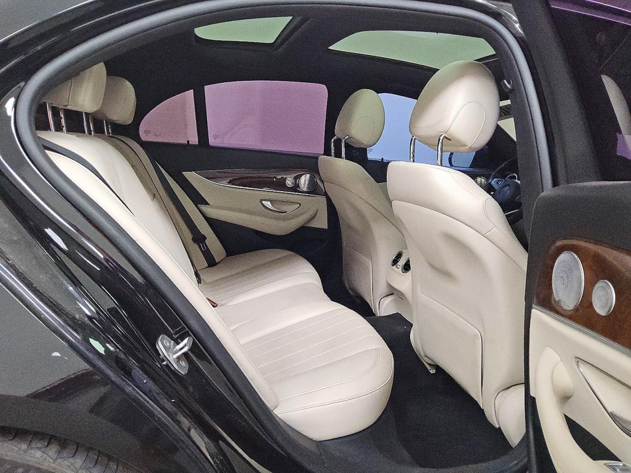 Mercedes-Benz E-Class 300
