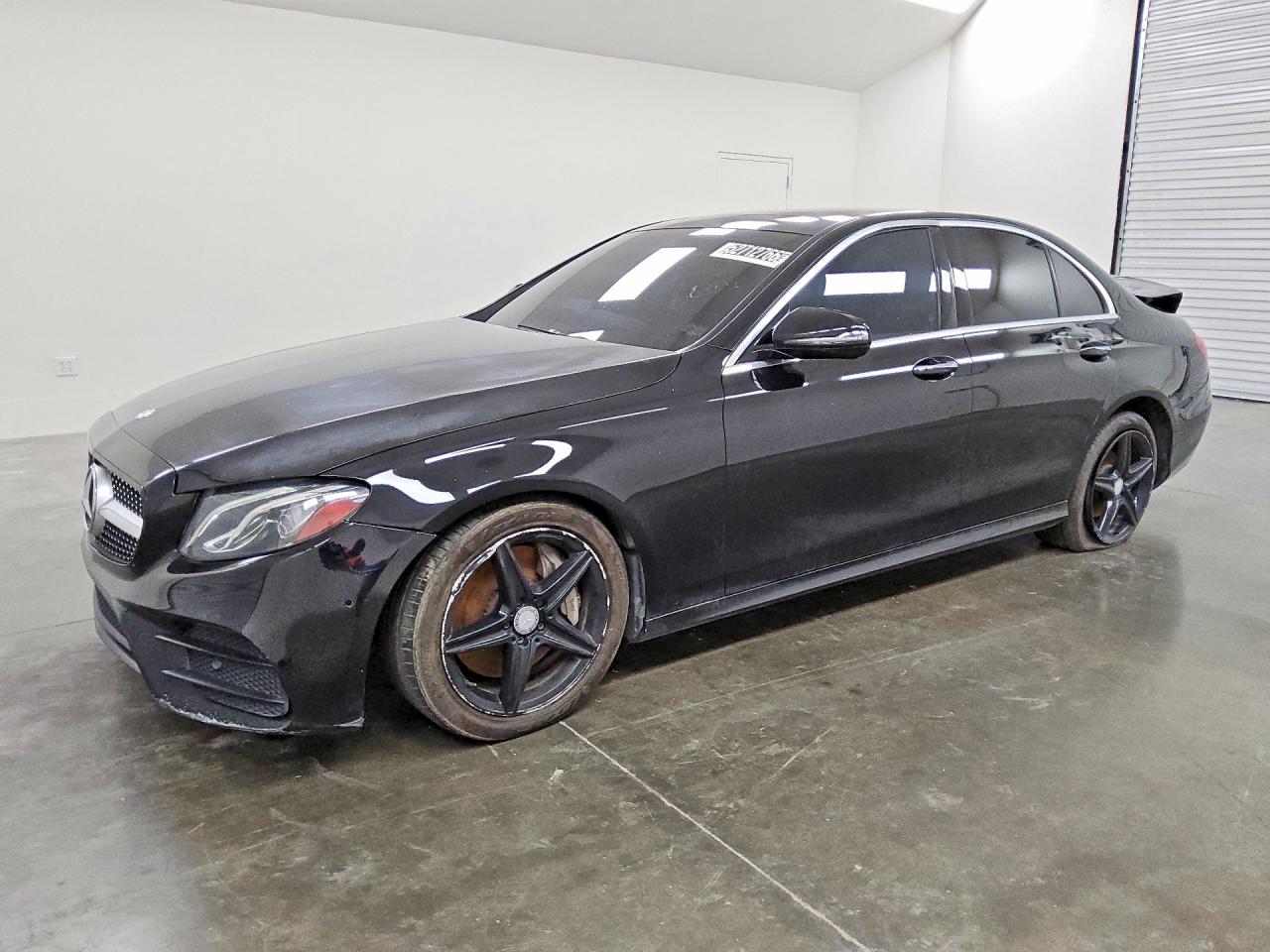 Salvage Mercedes-Benz E-Class Image
