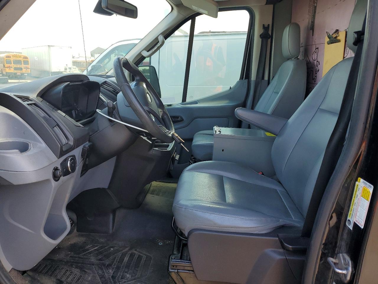 Ford Transit T-250