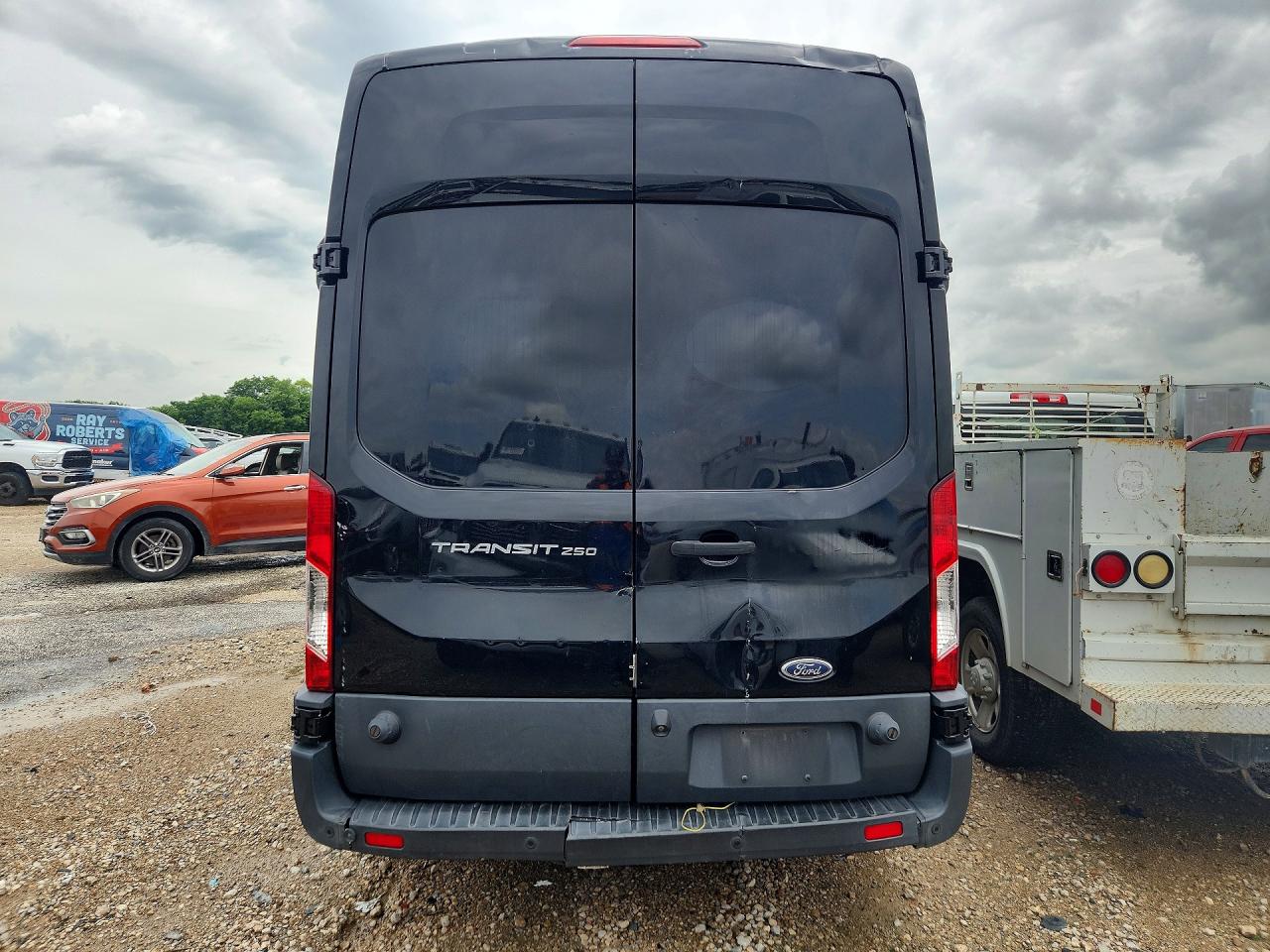 Ford Transit T-250