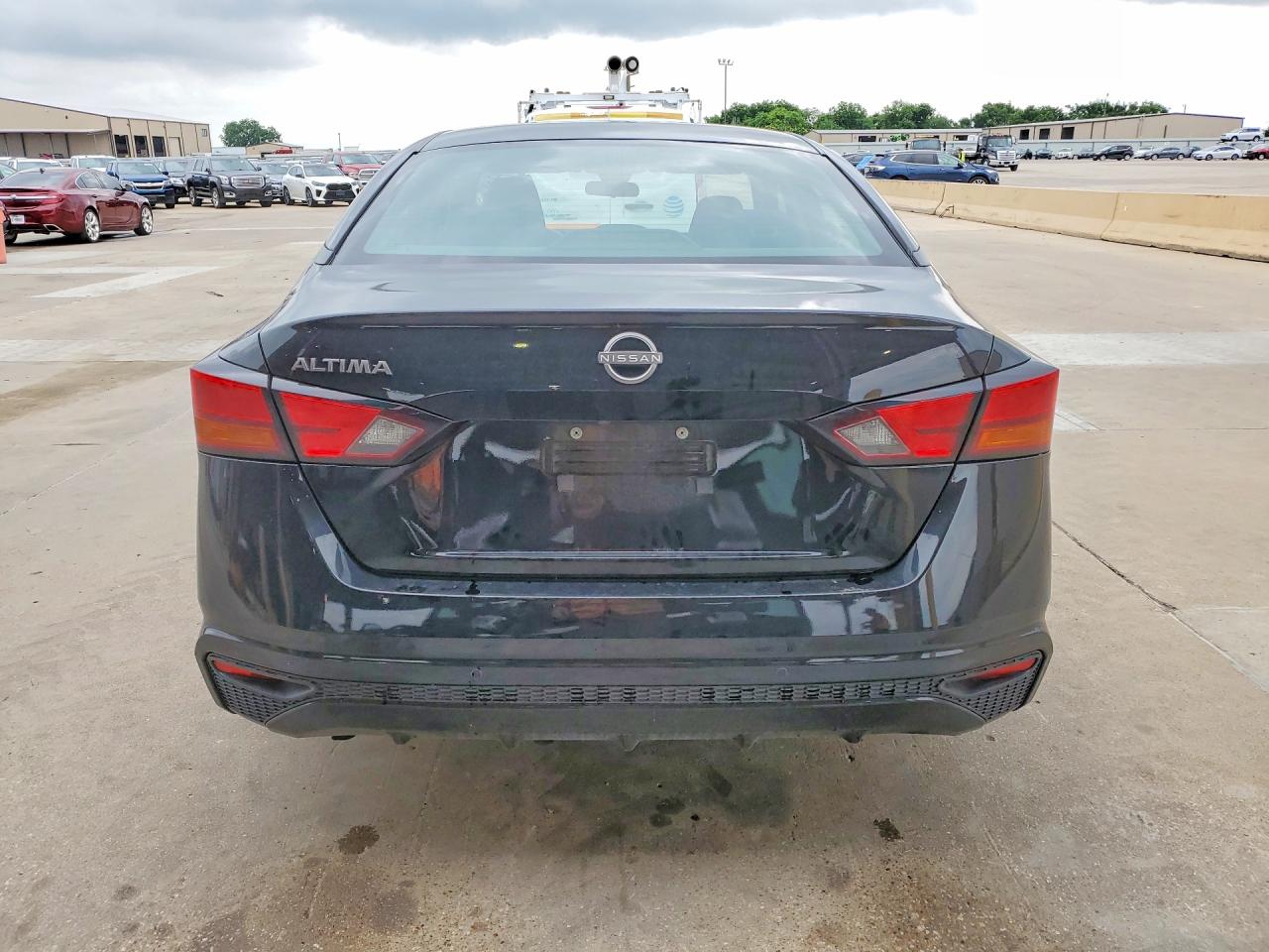 Nissan Altima S