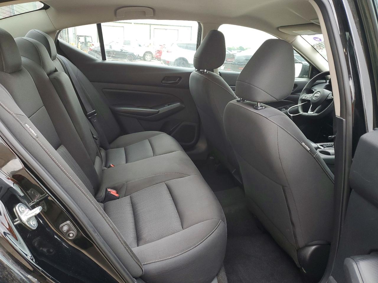 Nissan Altima S