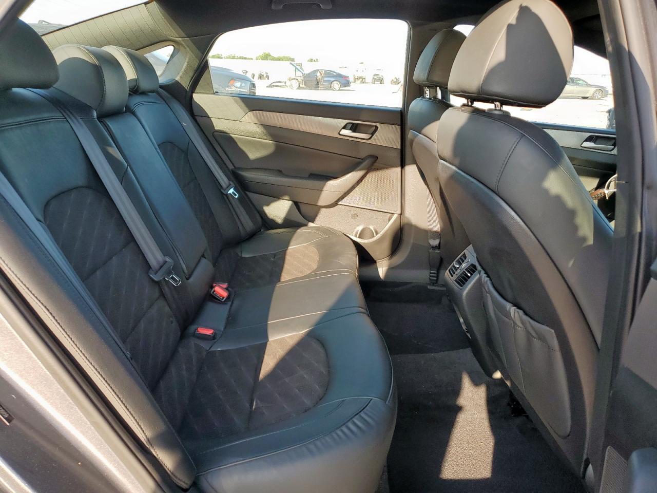 Hyundai SONATA Sport