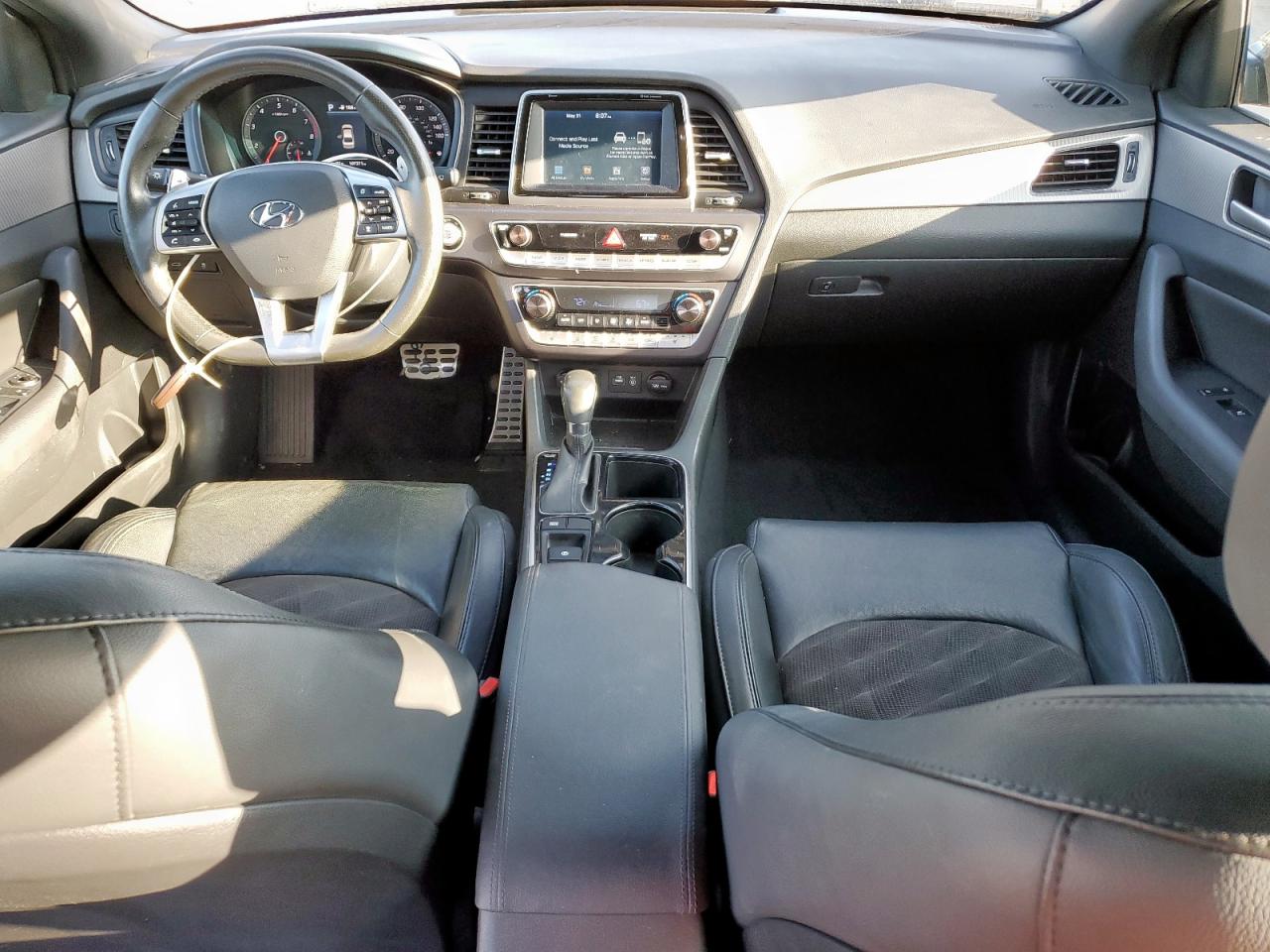 Hyundai SONATA Sport