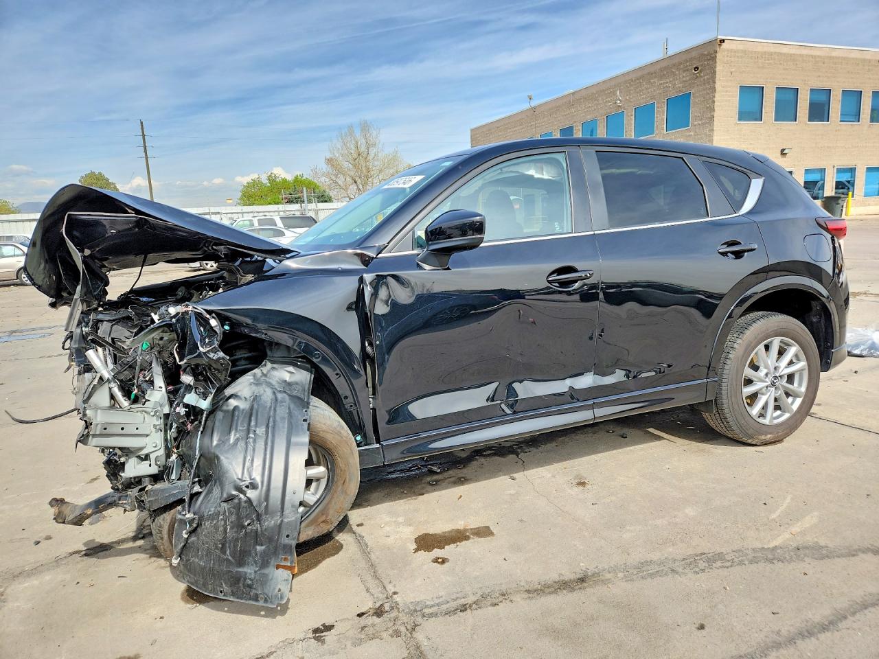 Salvage Mazda Cx Image
