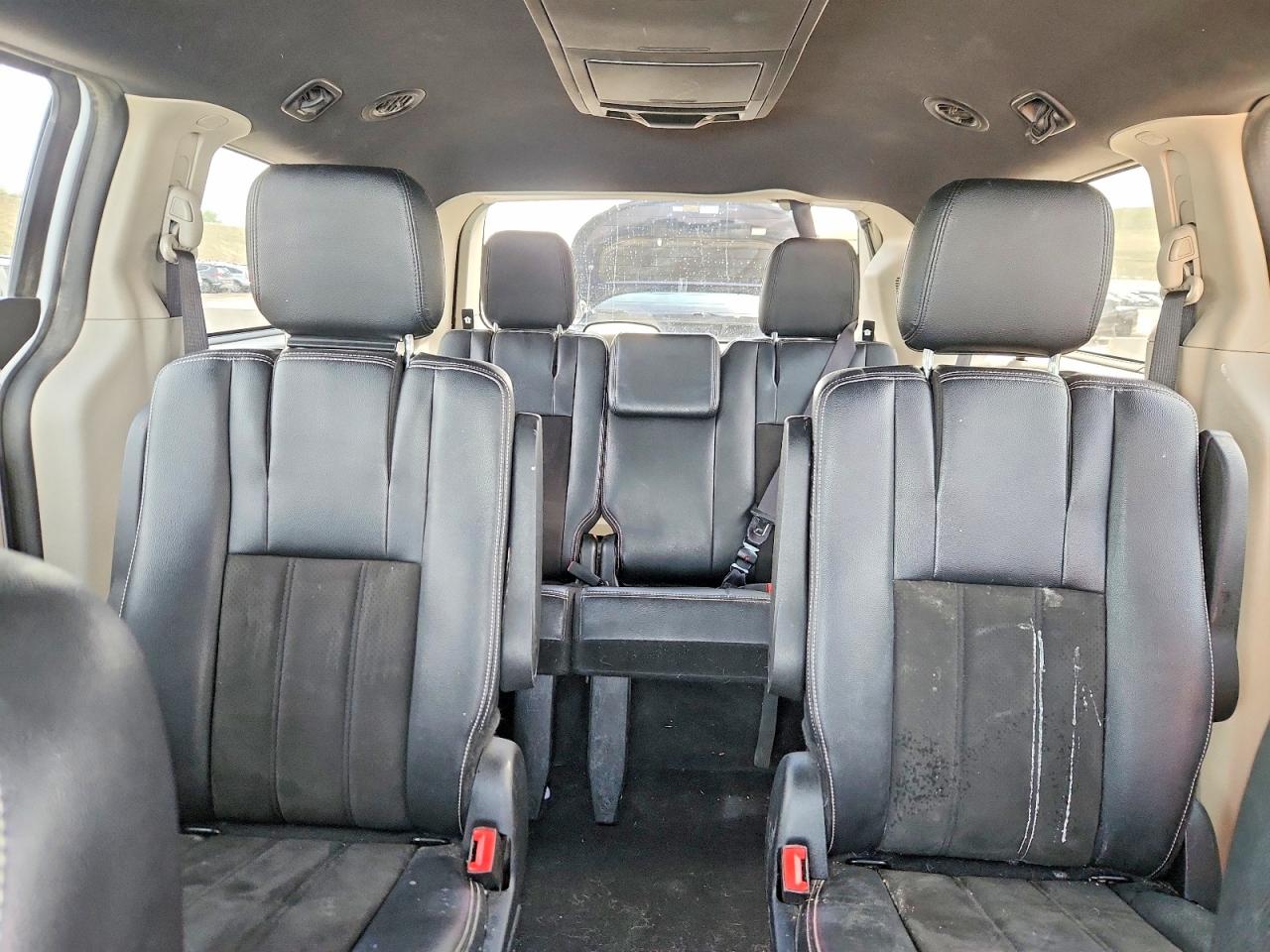Dodge Caravan Sxt