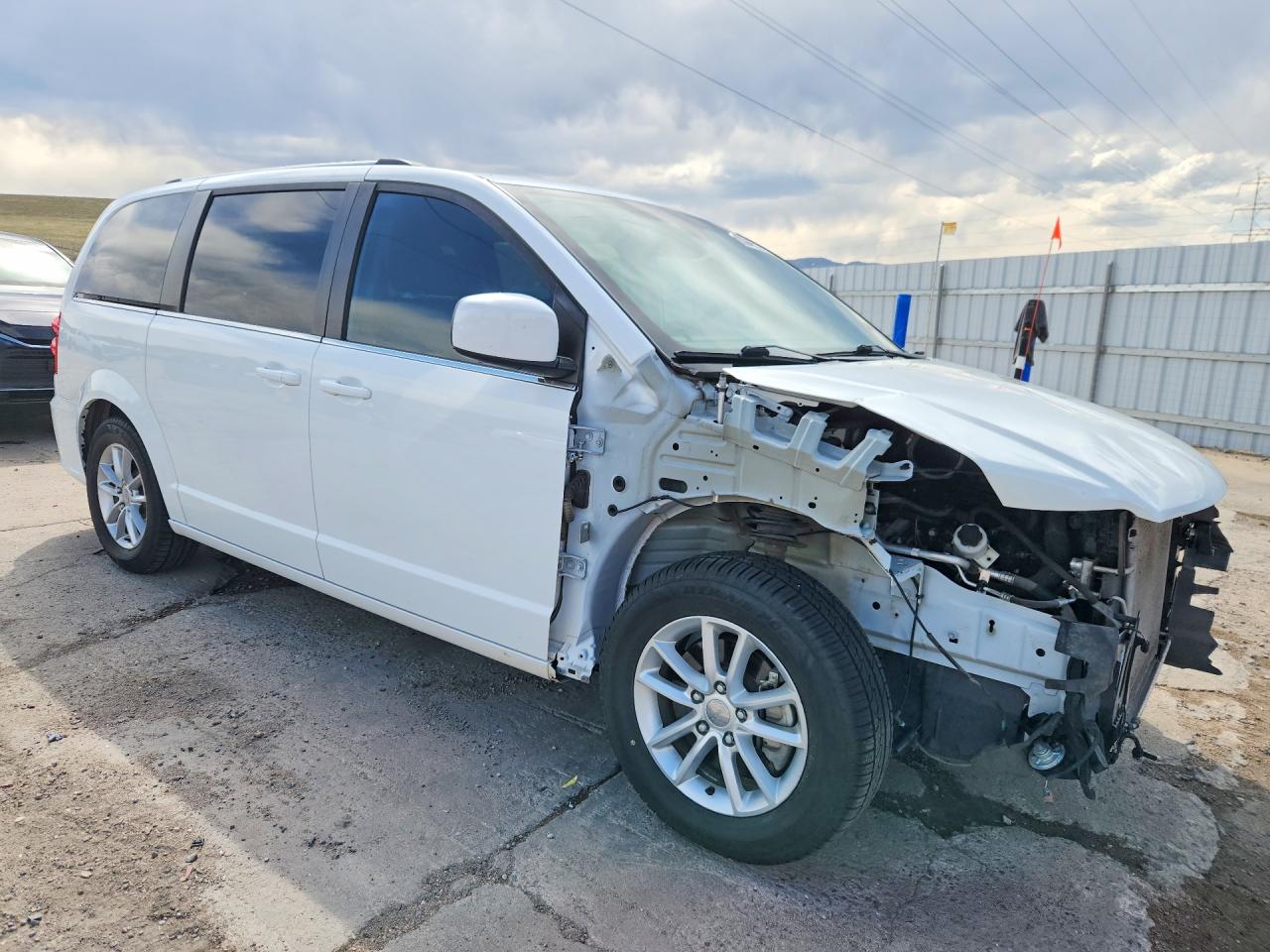 Dodge Caravan Sxt