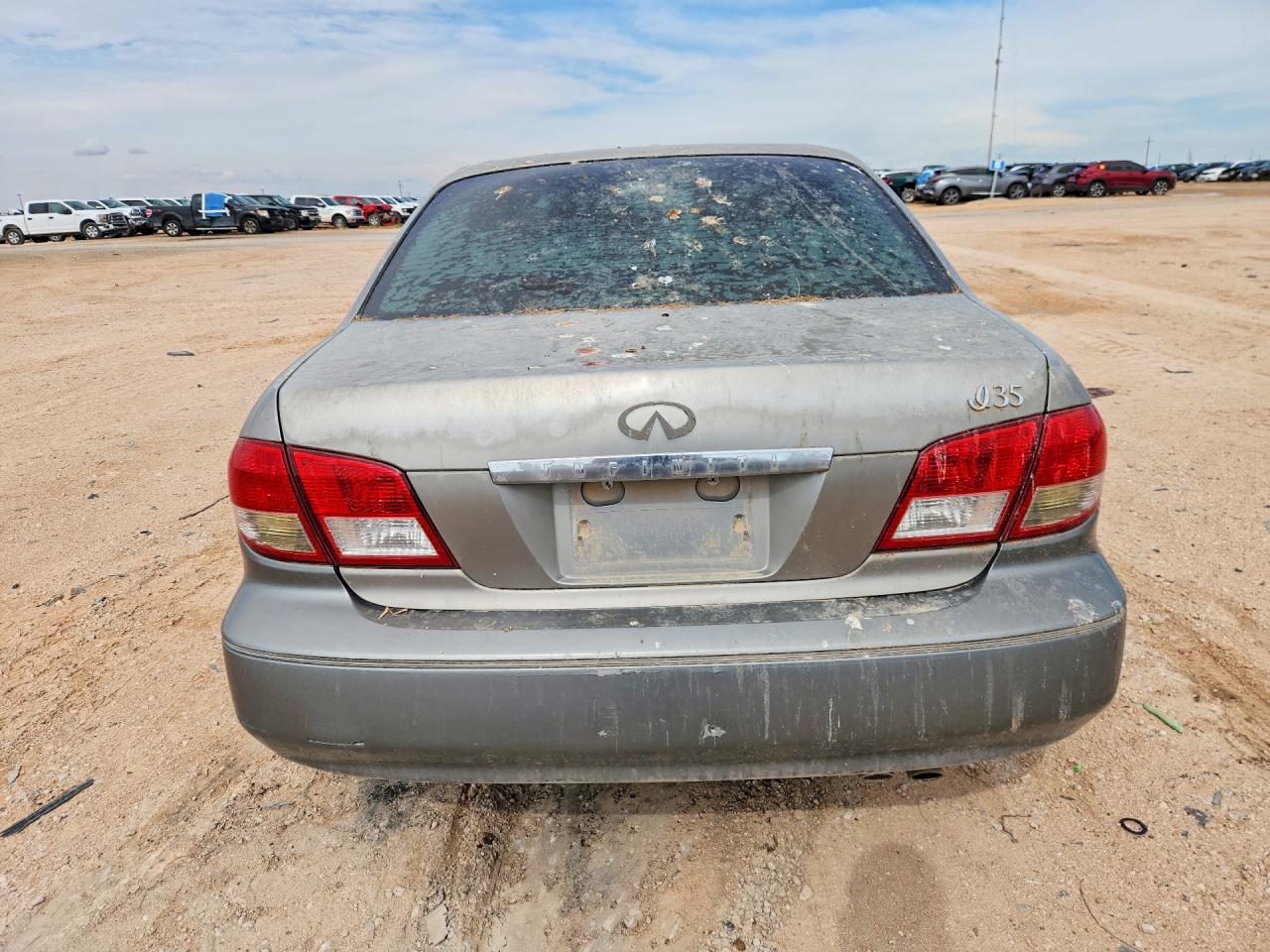 INFINITI I35 Base Base