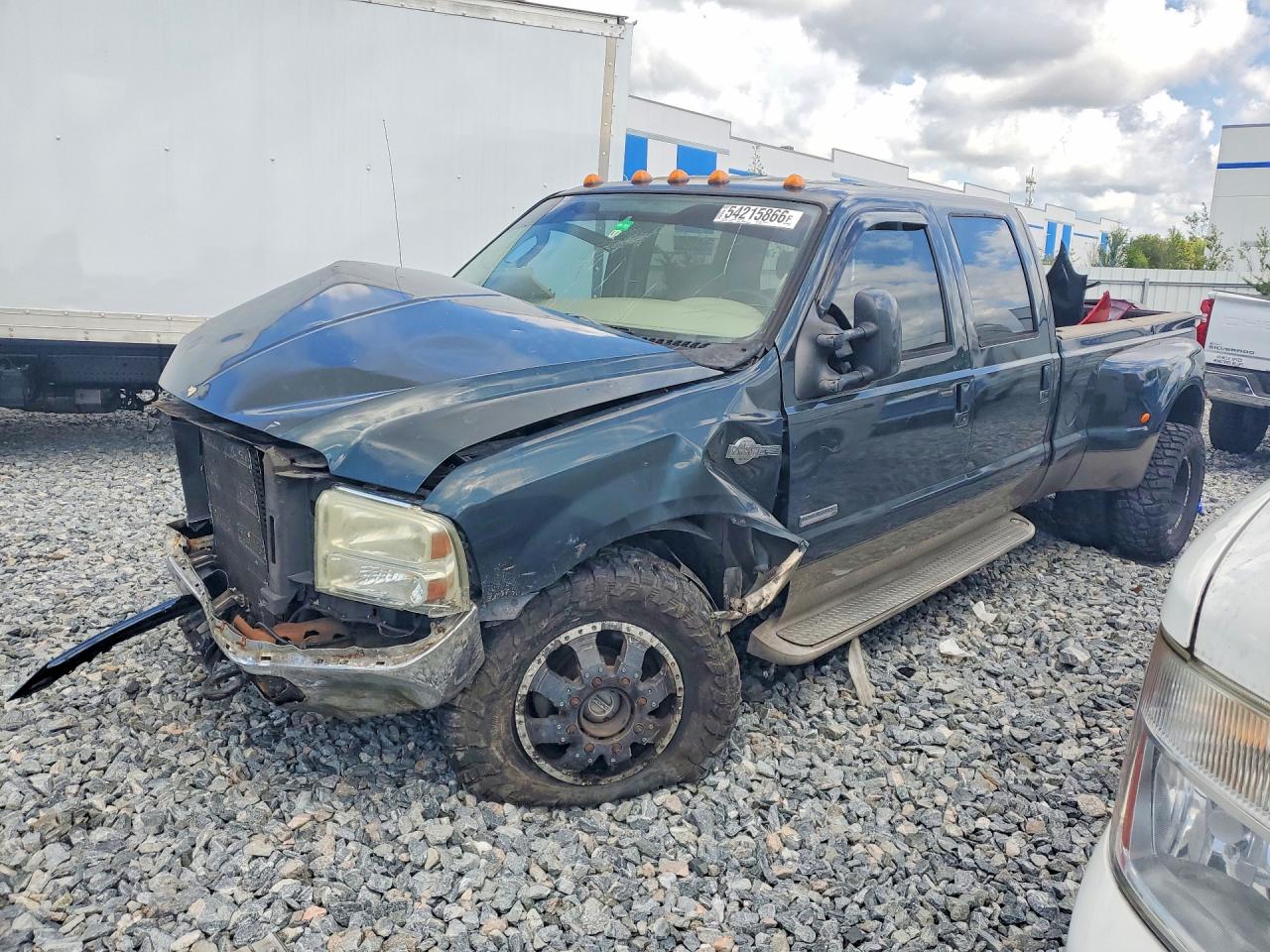 Salvage Ford F-350 Image