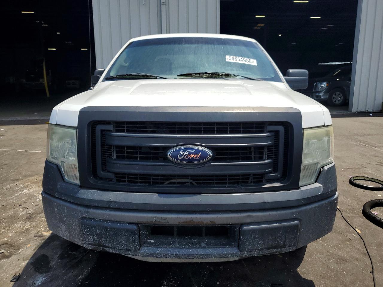 Ford F-150 Super Cab