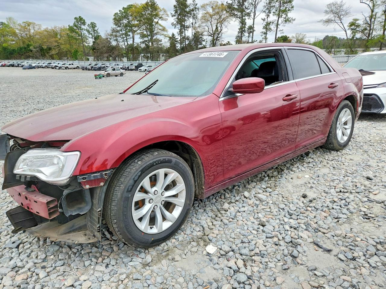 Salvage Chrysler 300 Image