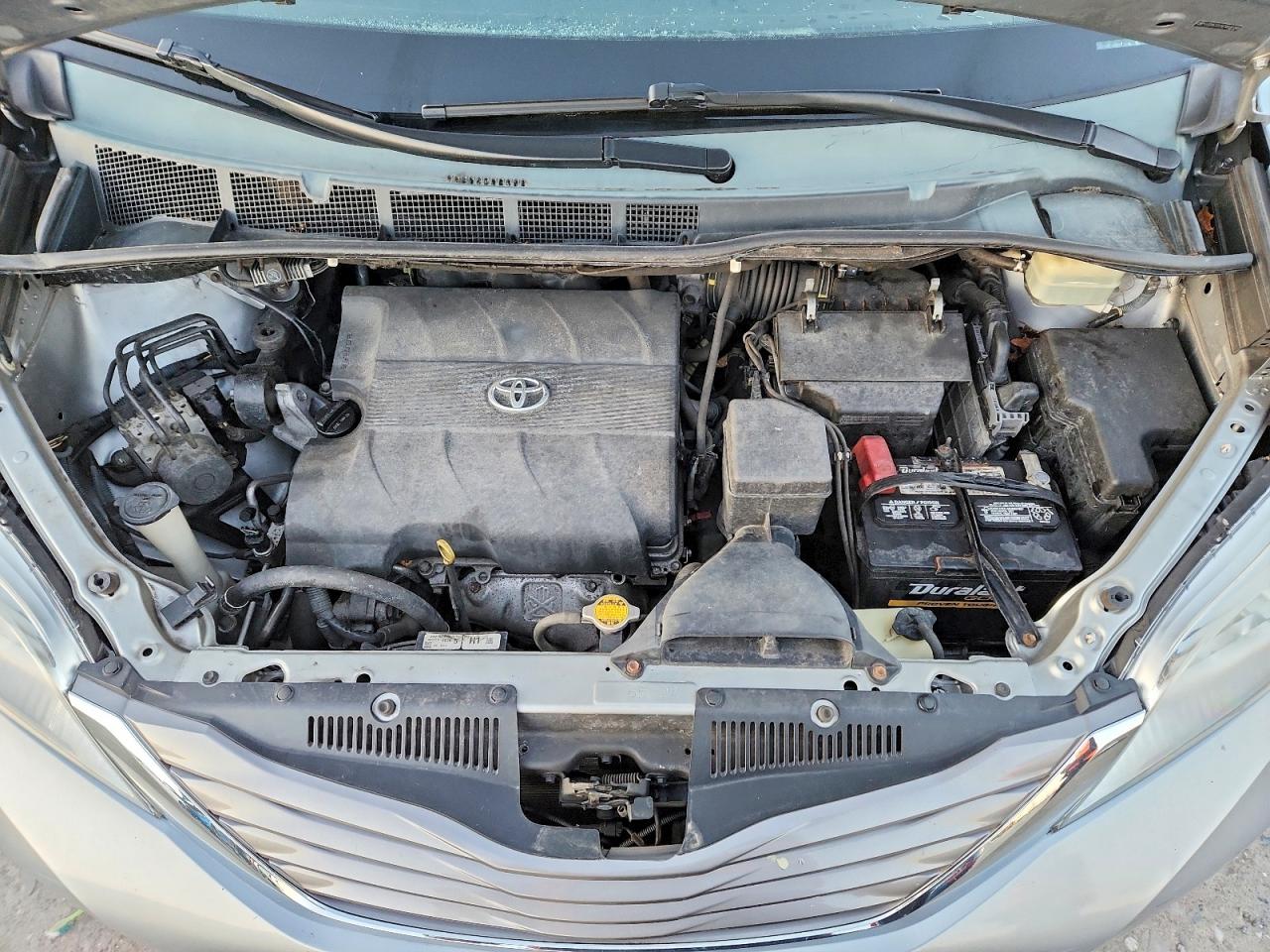 Toyota Sienna Xle 8-passenger