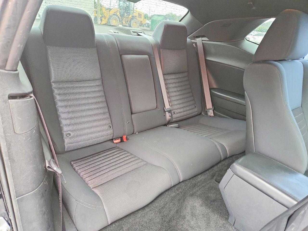 Dodge Challenger Sxt