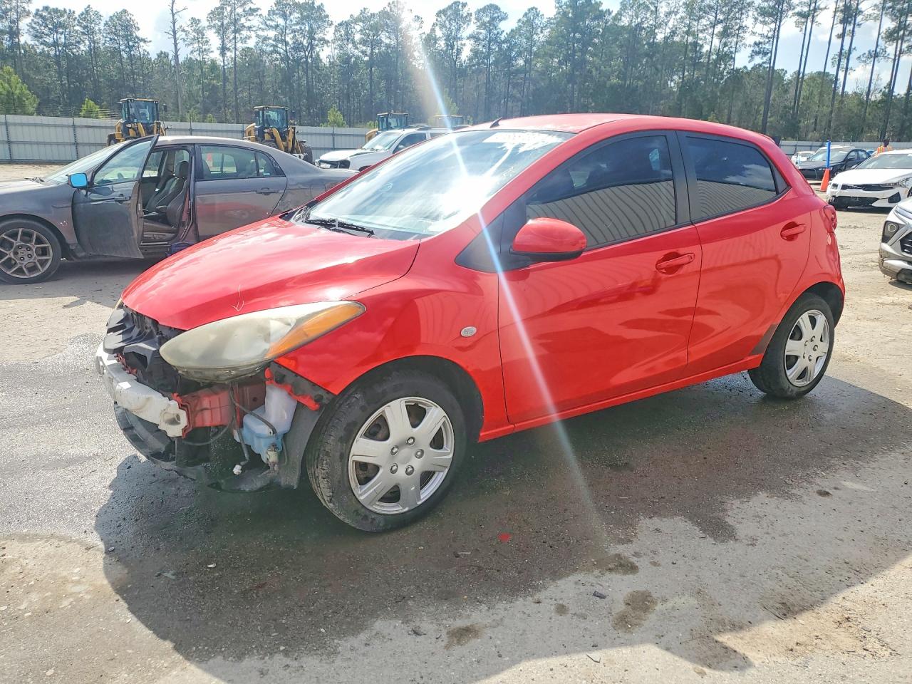 Salvage Mazda 2 Image