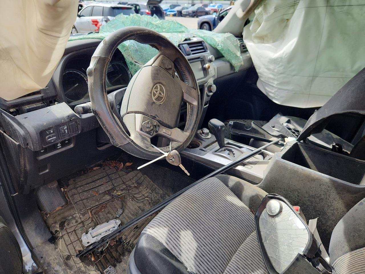 Toyota 4Runner Sr5