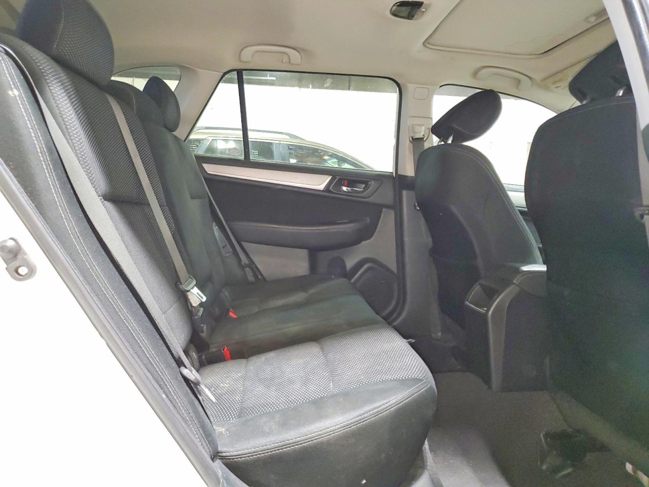 Subaru Outback 2.5i Premium