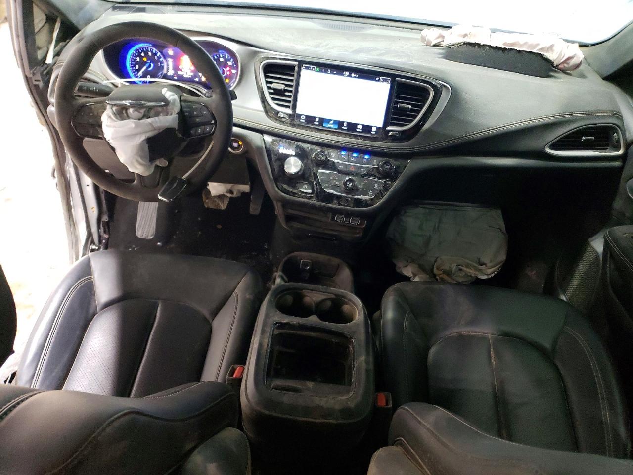 Chrysler Pacifica Touring L