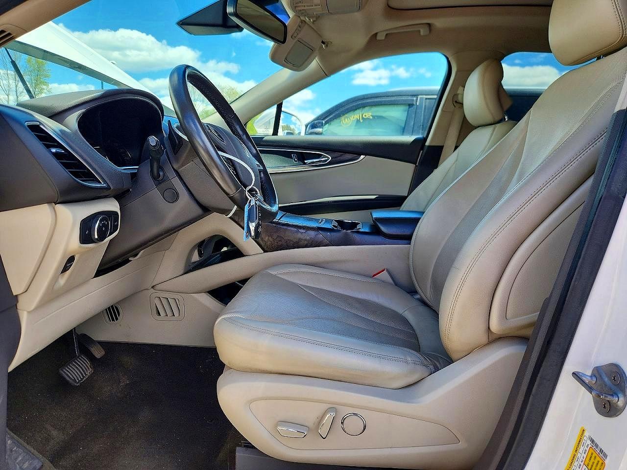 Lincoln MKX Reserve