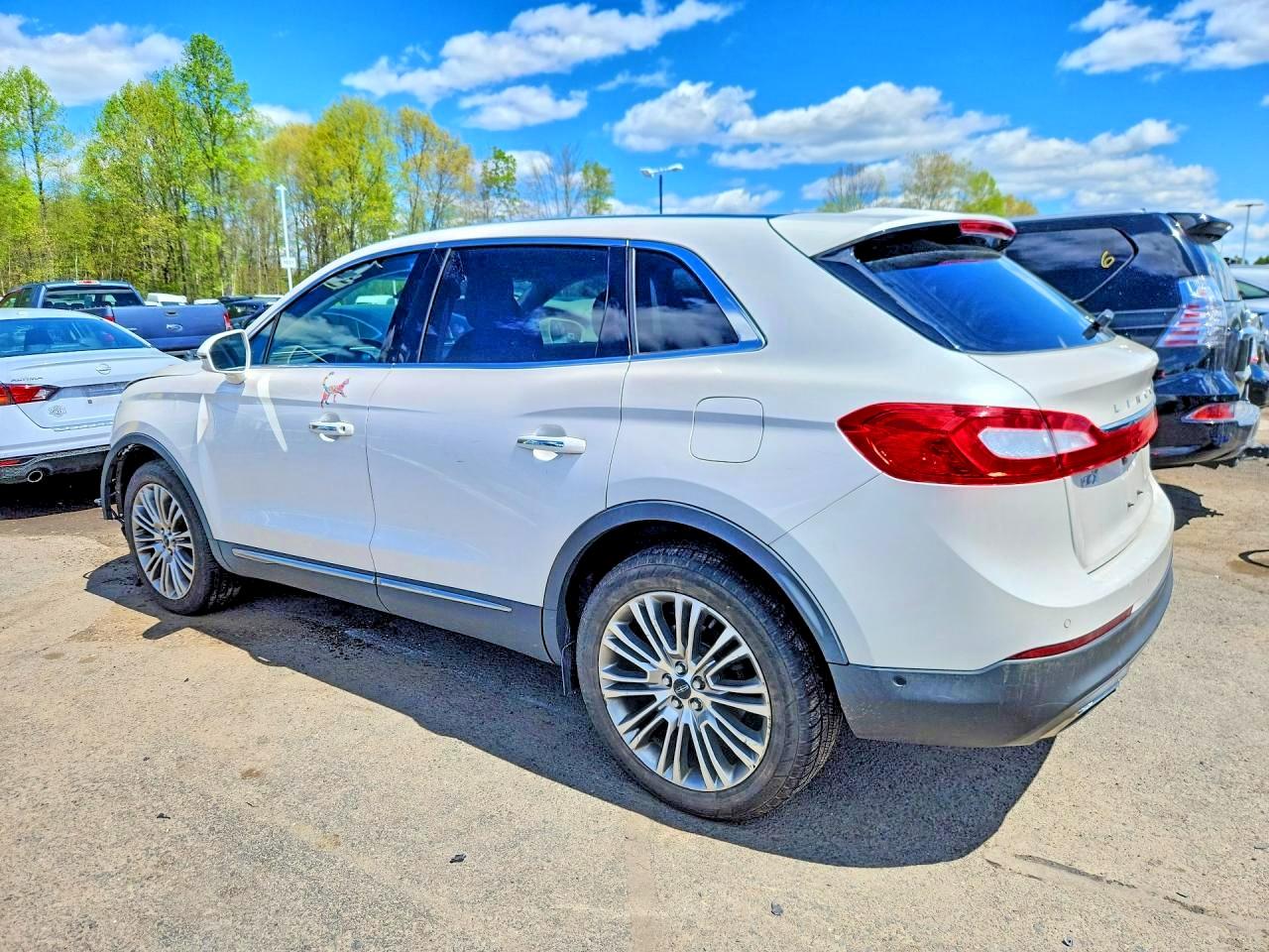 Lincoln MKX Reserve