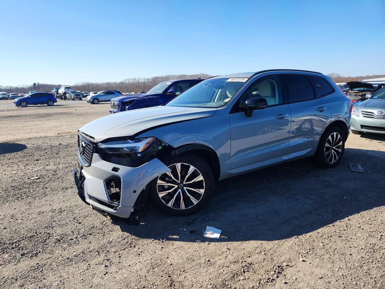 Salvage Volvo Xc60 Plus Image