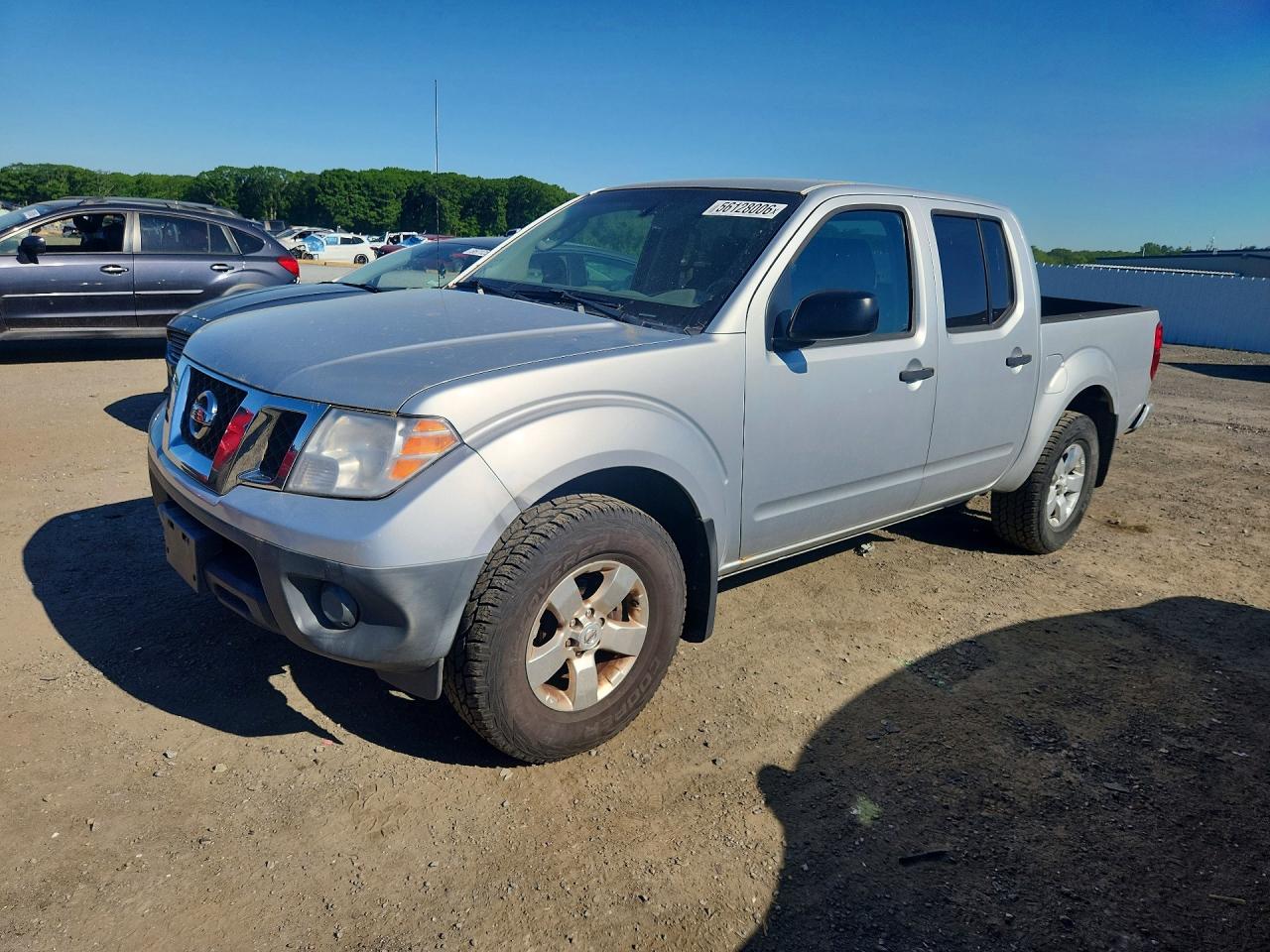 Salvage Nissan Frontier Image