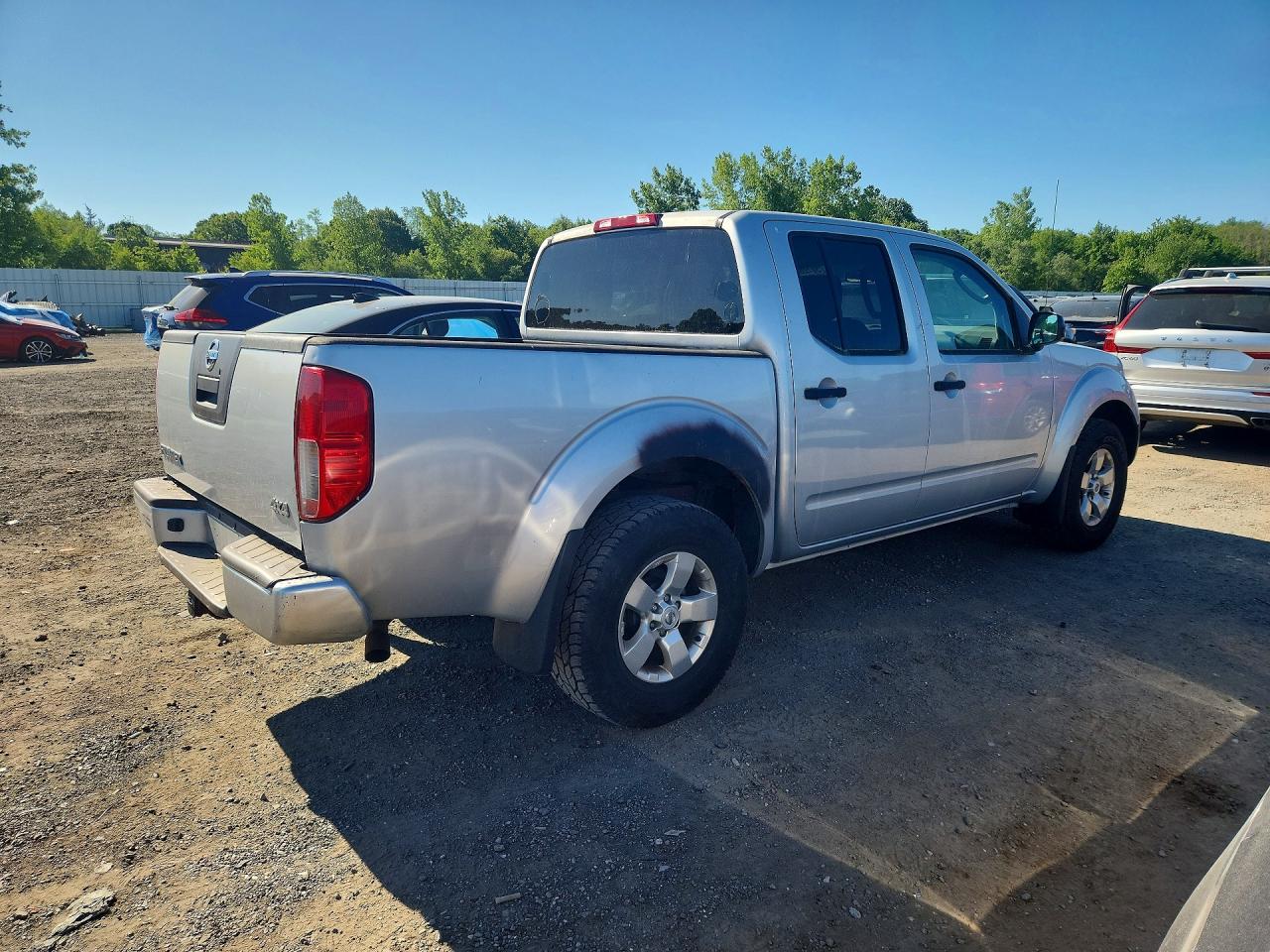 Nissan Frontier S