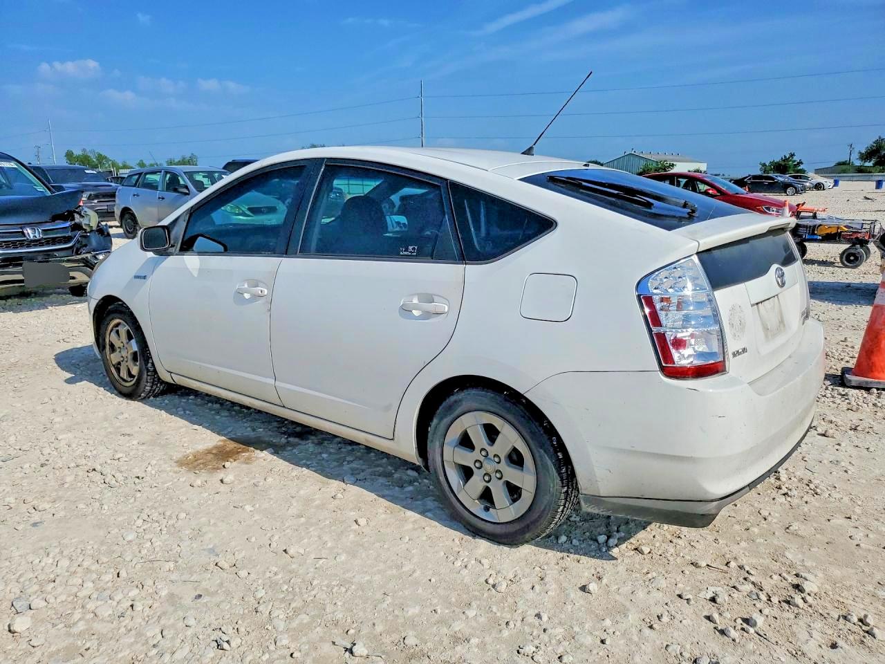 Toyota Prius Base