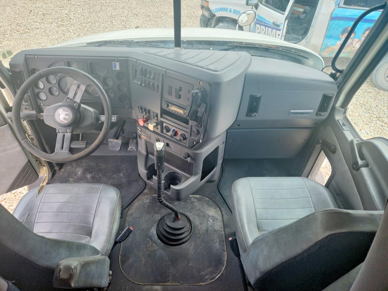 Mack Cxu613