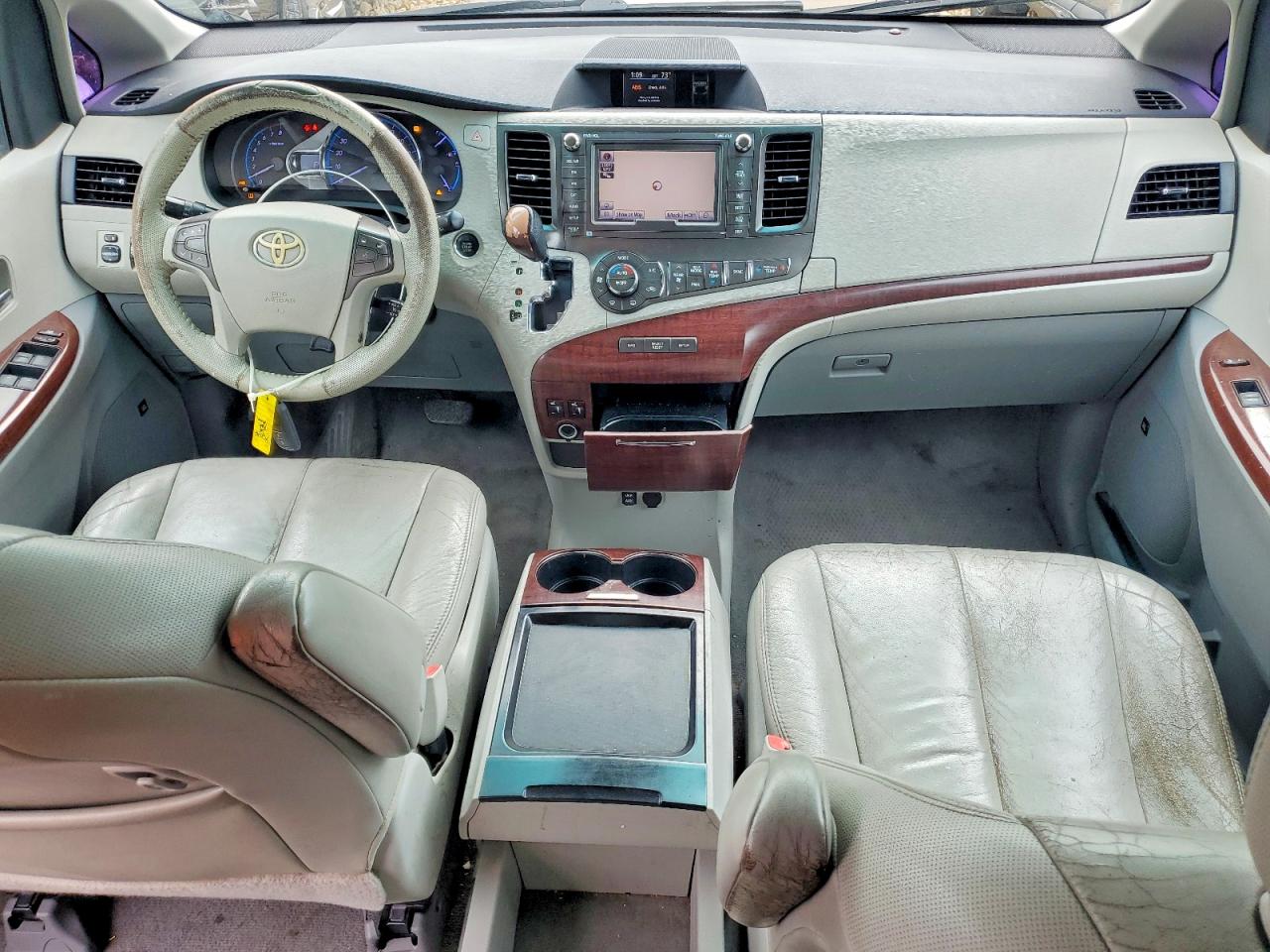 Toyota Sienna Xle 7-passenger