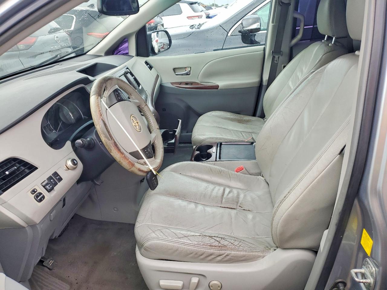 Toyota Sienna Xle 7-passenger