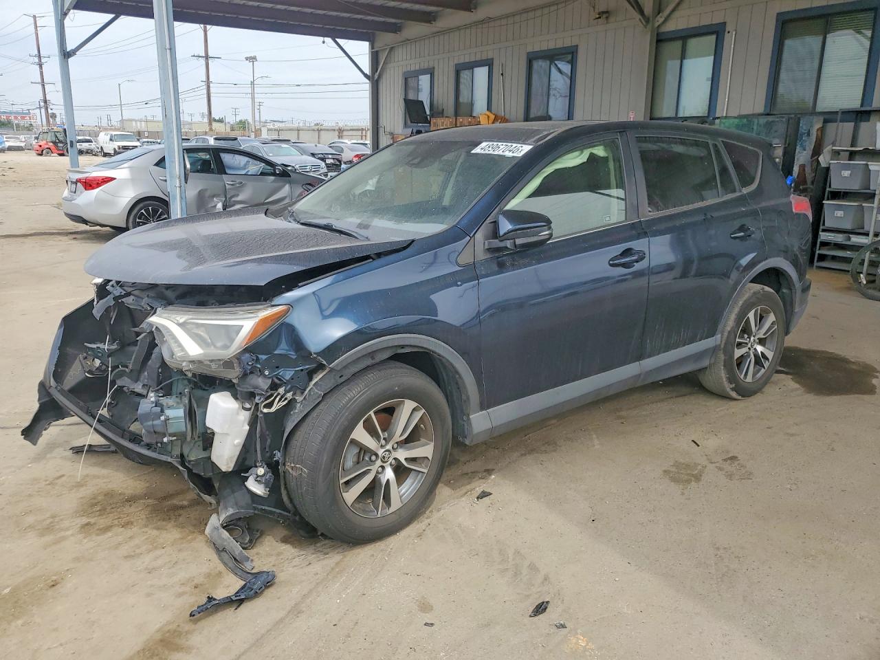 Salvage Toyota RAV4 Image