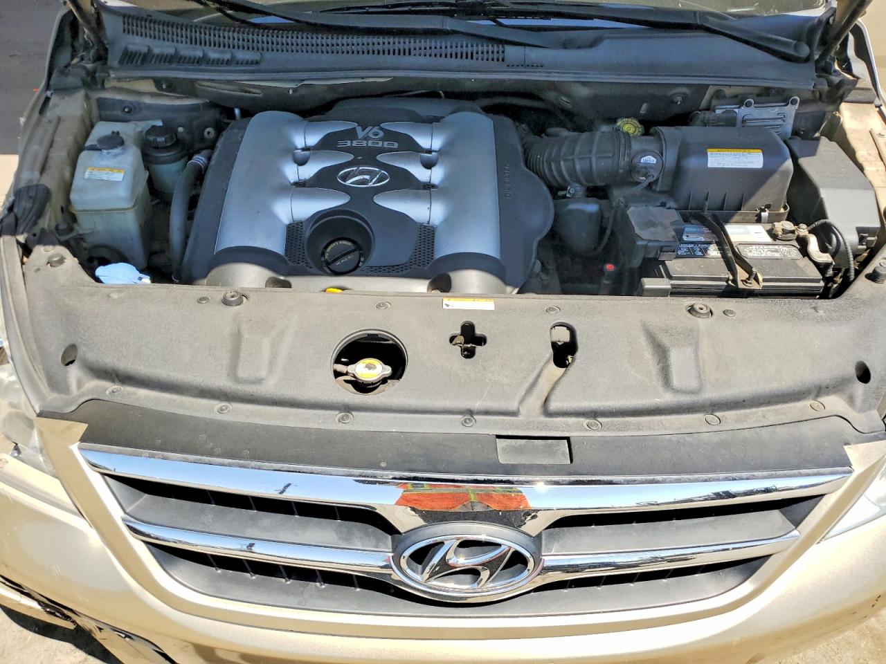 Hyundai Entourage Gls