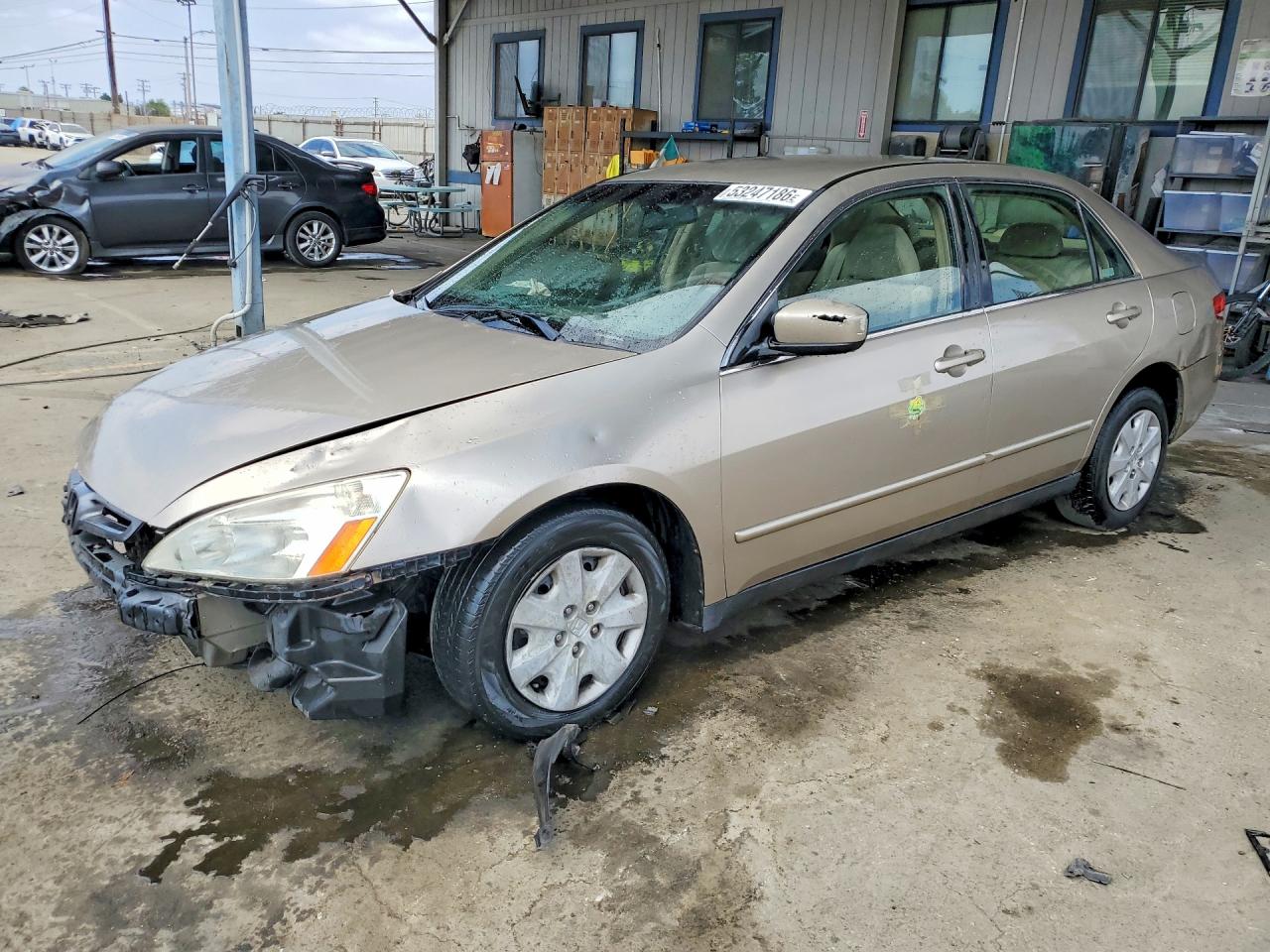 Salvage Honda Accord Image