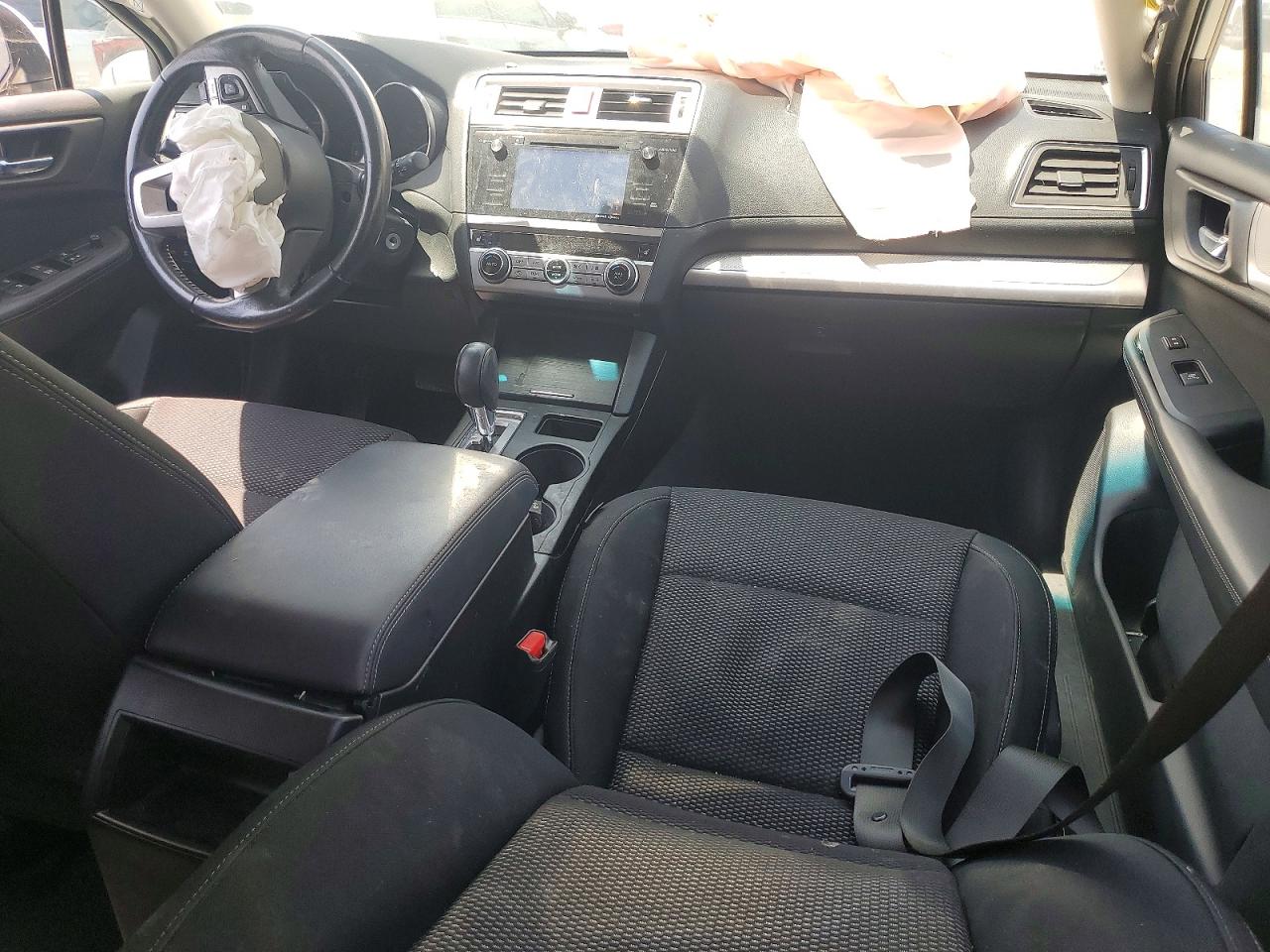 Subaru Outback 2.5i Premium