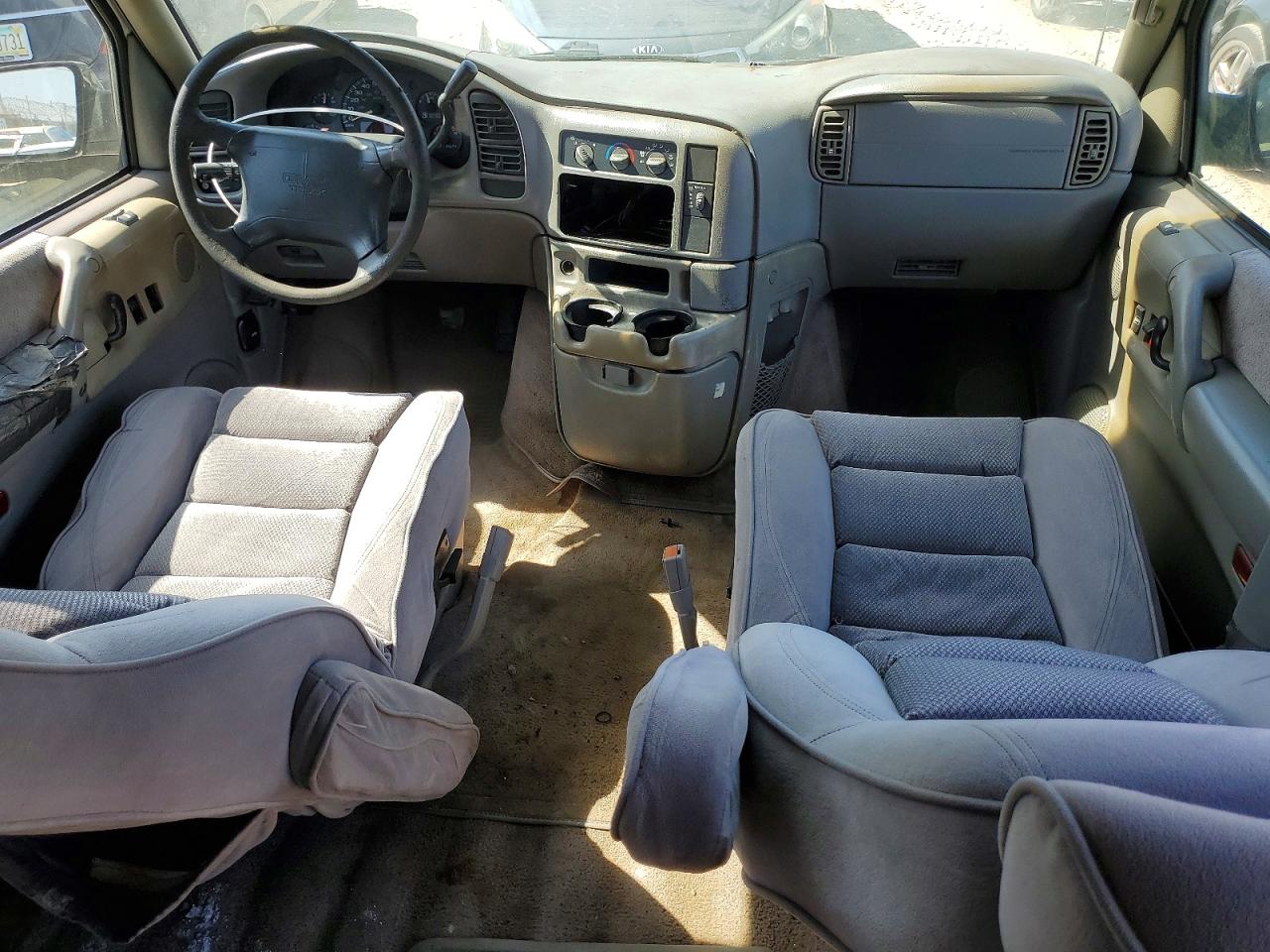 GMC Safari Xt