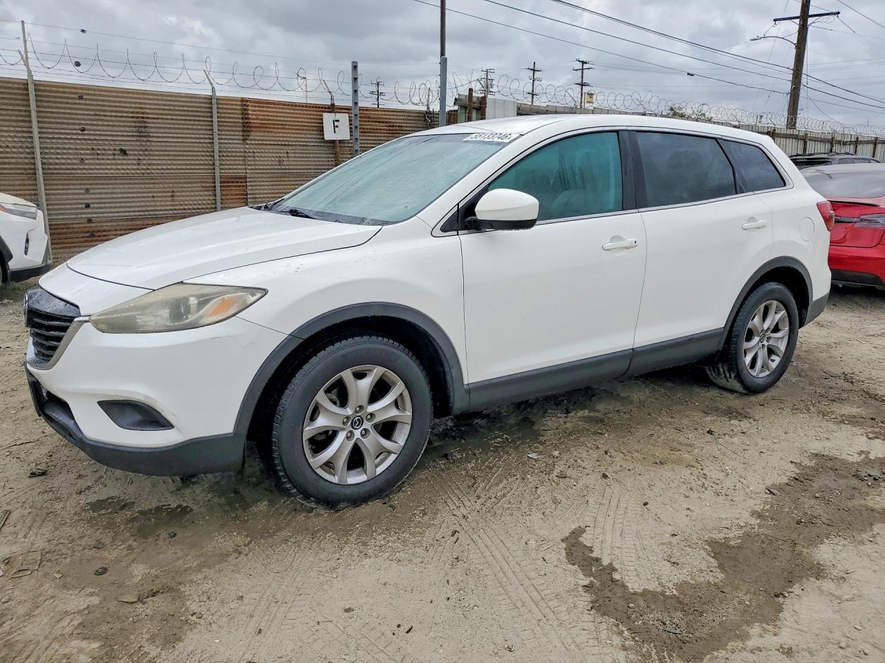 Salvage Mazda Cx Image