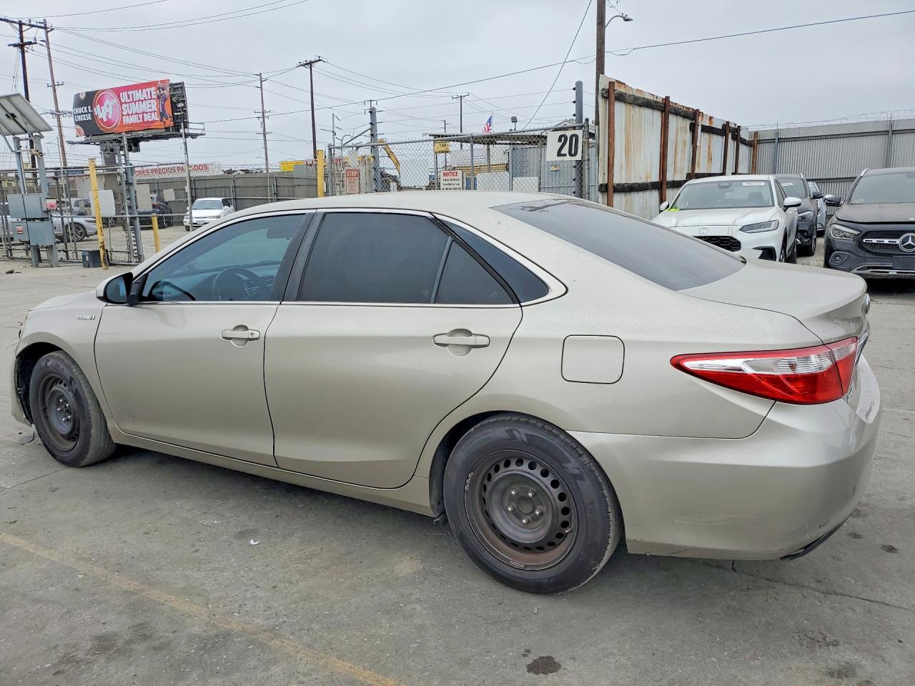 Toyota Camry Le