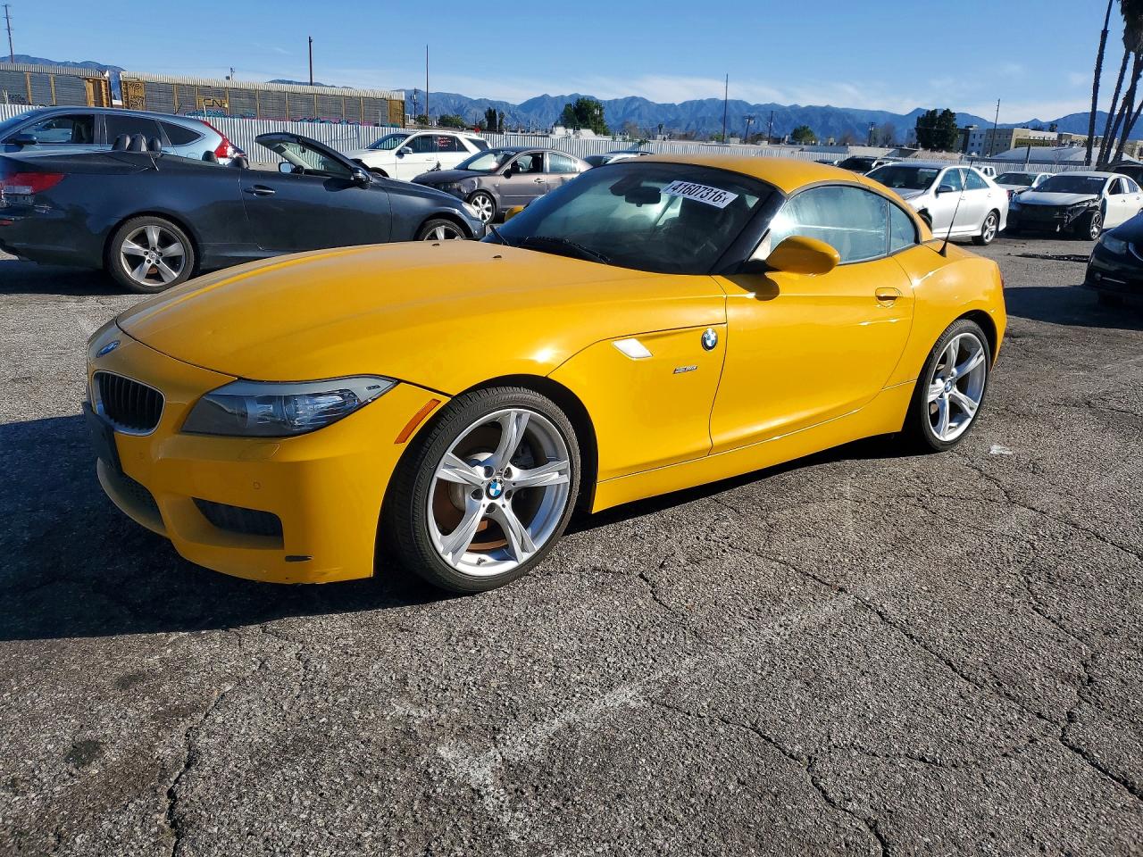 Salvage BMW Z Series Image