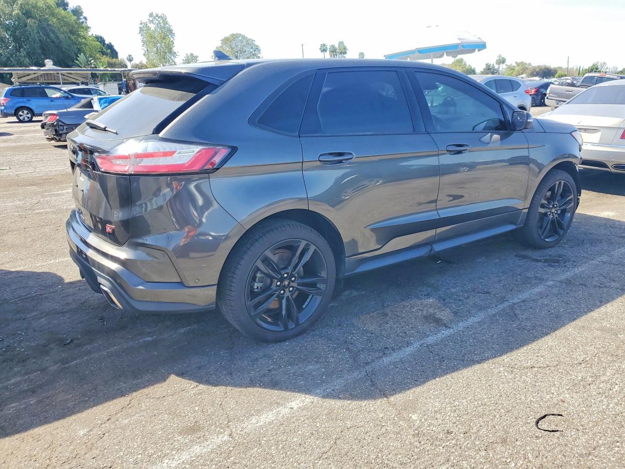 Ford Edge St
