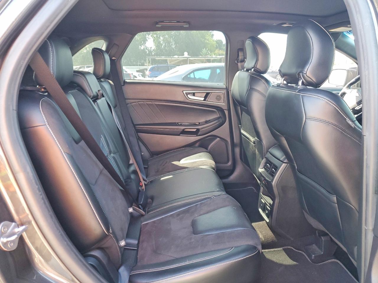 Ford Edge St