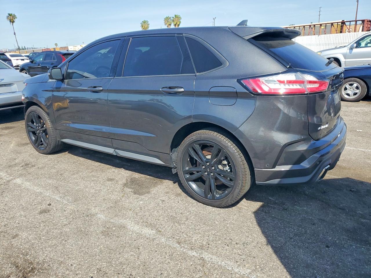 Ford Edge St