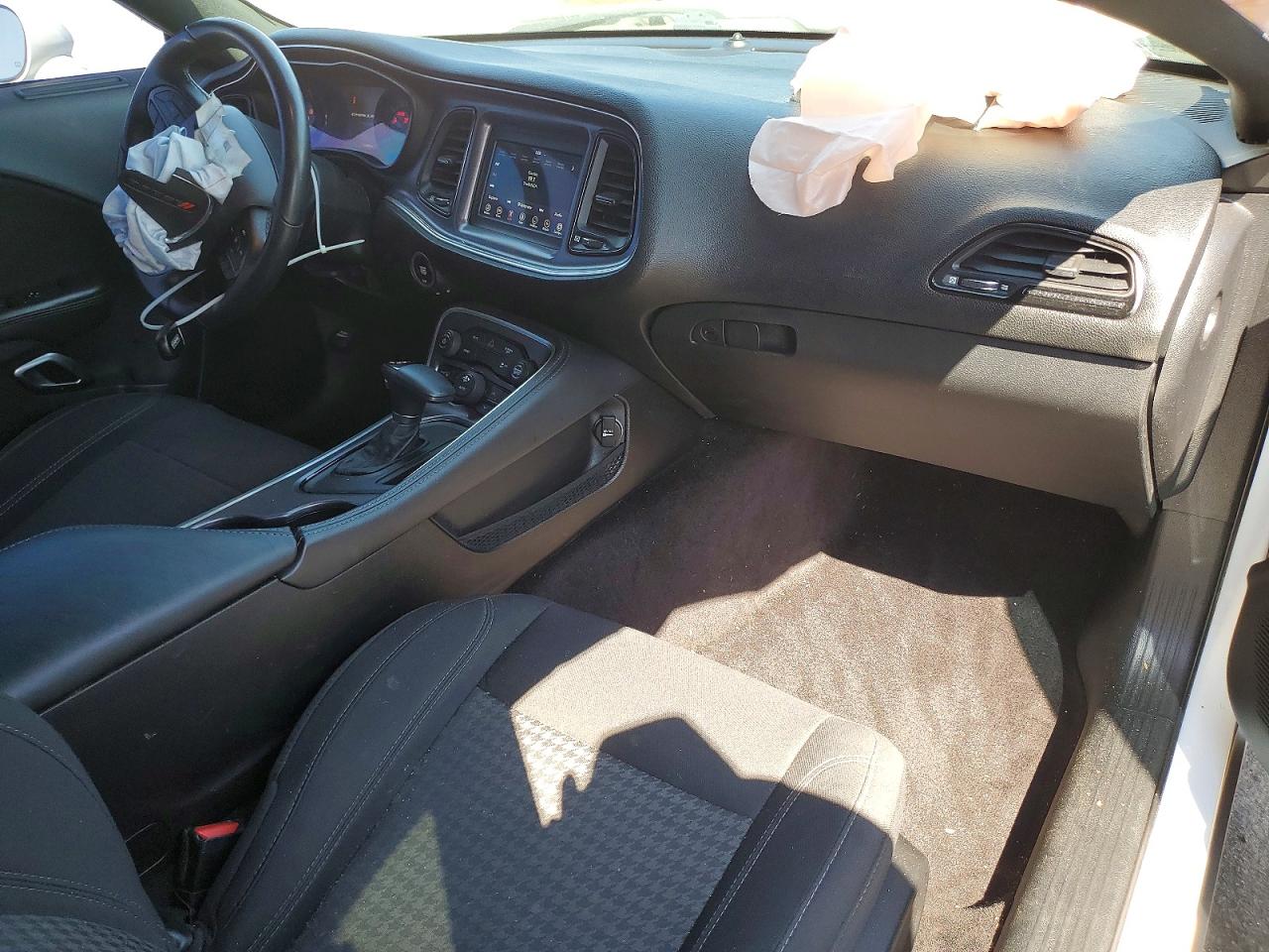 Dodge Challenger Sxt