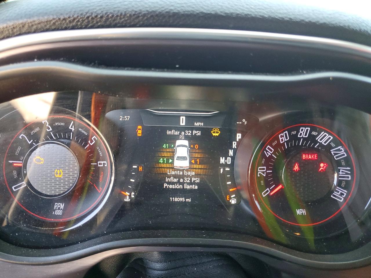 Dodge Challenger Sxt