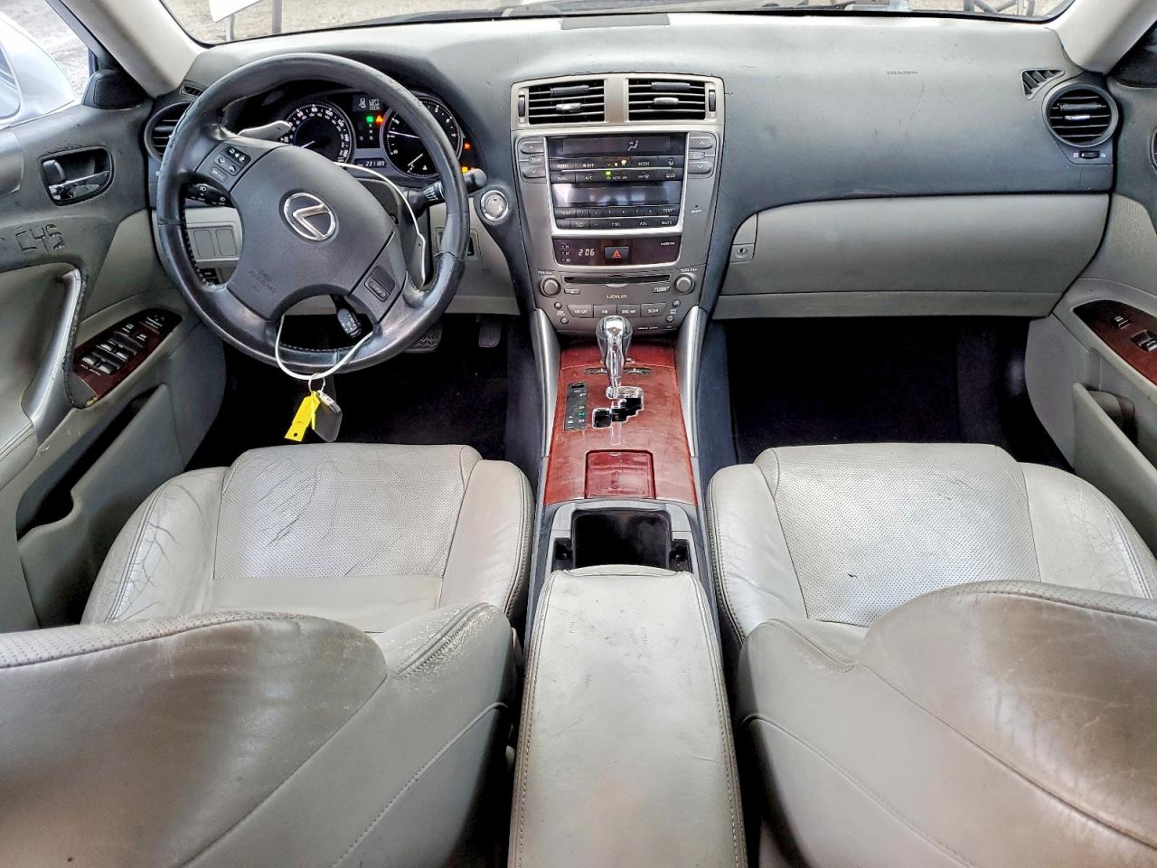 Lexus Is Base