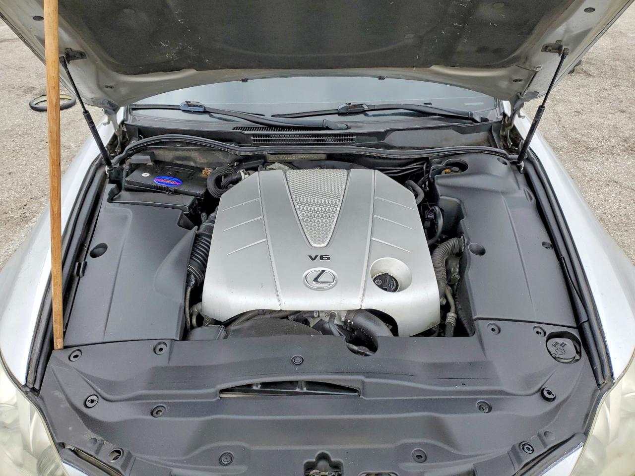 Lexus Is Base
