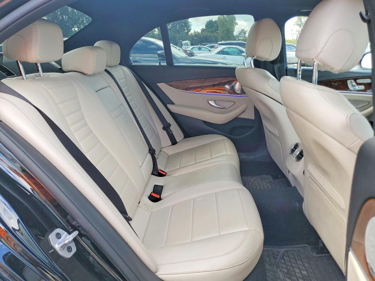 Mercedes-Benz E-Class 450 4matic