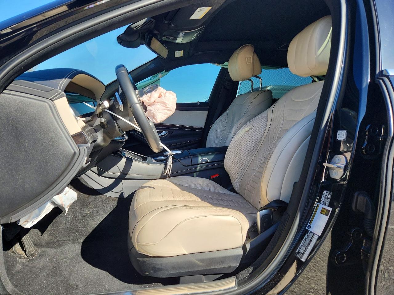 Mercedes-Benz S-Class 560