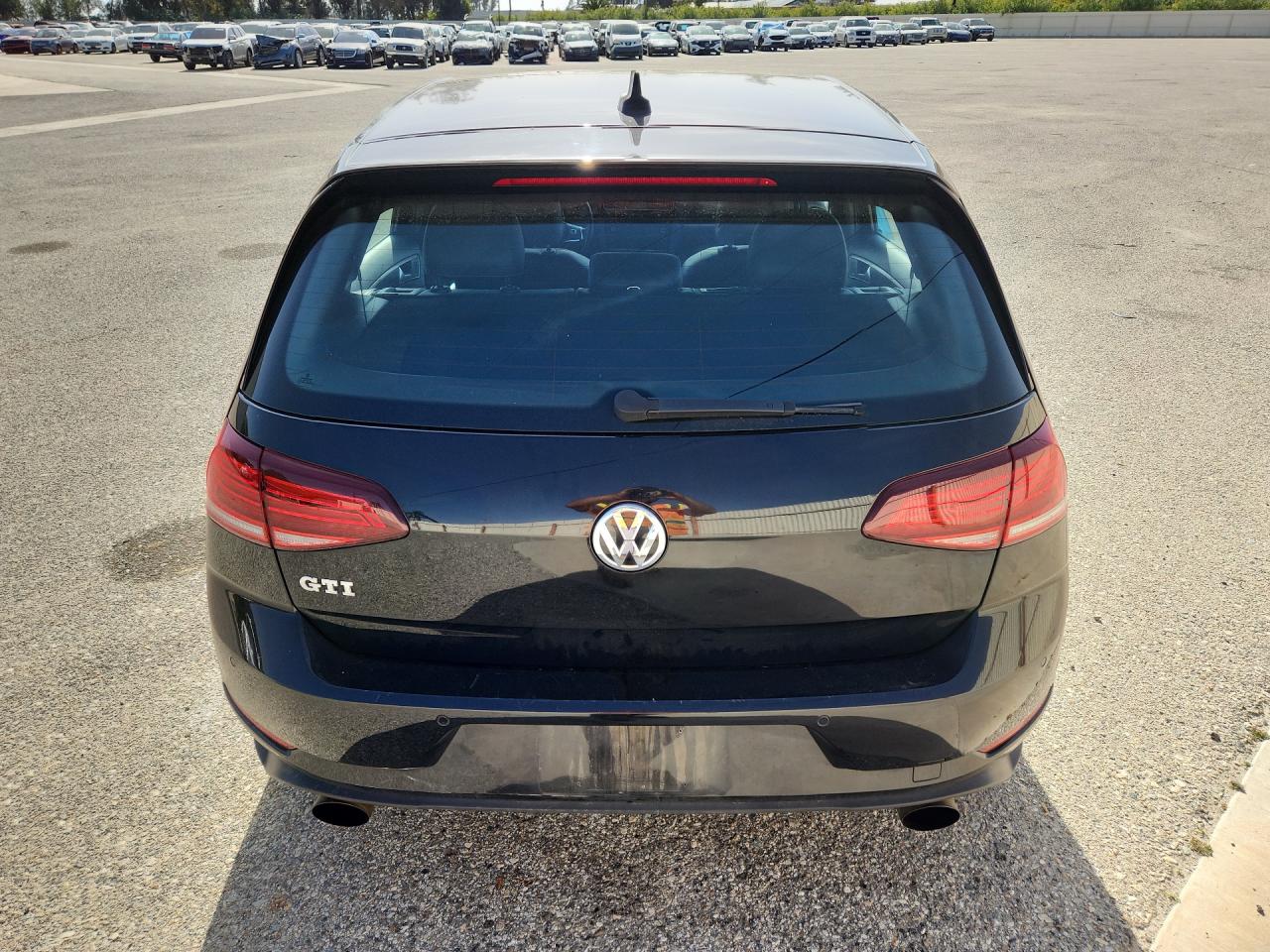 Volkswagen GTI S