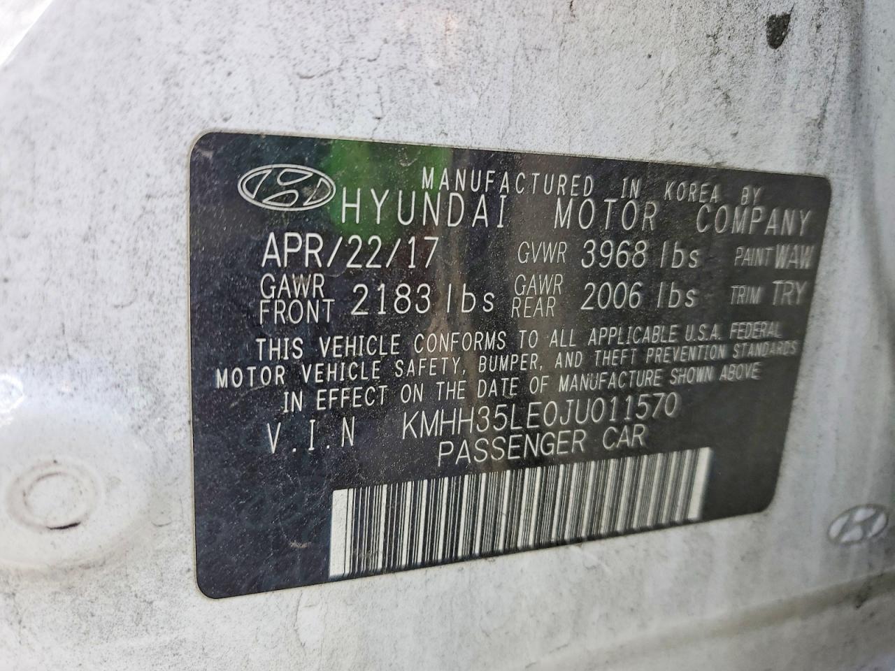 Hyundai ELANTRA Base