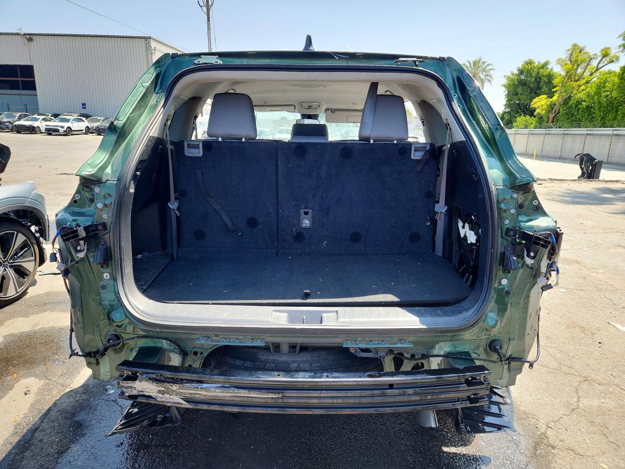 Toyota Highlander L